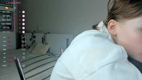 Media: gillianhallman Stripchat 2024-11-01 01:18:00