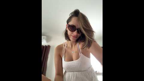 Media: maya_bay Stripchat 2024-11-01 02:55:00