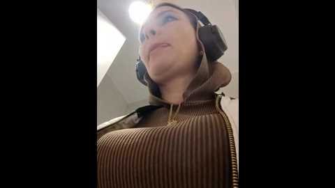 Media: mila_dream69 Stripchat 2024-11-01 07:58:00