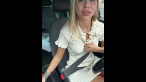Media: myrtle_beach Stripchat 2024-11-01 09:07:00