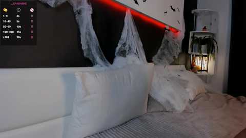 Media: piquingogalala Stripchat 2024-11-01 07:29:00