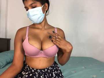 Media: queen_ashawary Stripchat 2024-11-01 17:03:00
