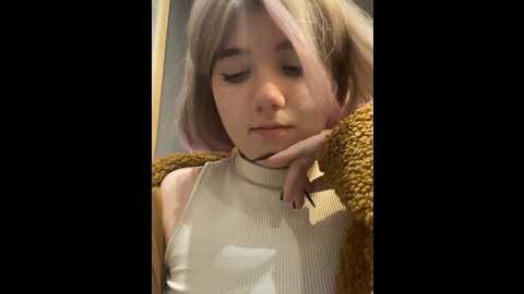 Media: baby__naughty Stripchat 2024-11-02 16:17:00