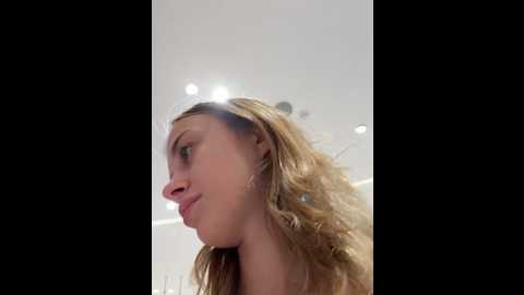Media: enjoy_my_beauty Stripchat 2024-11-02 05:54:00