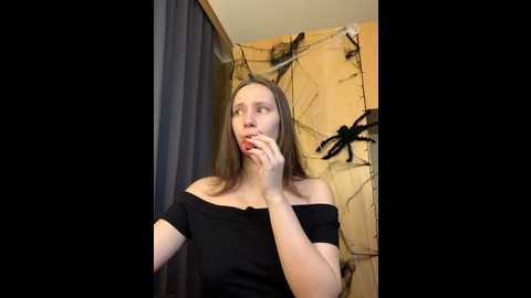 Media: hotcaramellstv Stripchat 2024-11-02 14:12:00