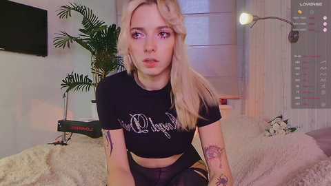 Media: loraadoll Stripchat 2024-11-02 09:25:00
