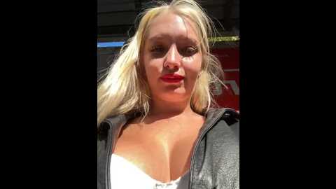 Media: milkyy_wway Stripchat 2024-11-02 07:35:00