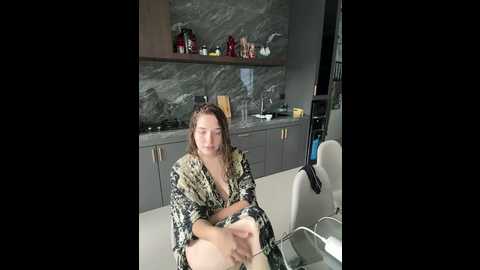 Media: nura_n_sarah Stripchat 2024-11-02 06:29:00