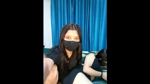Media: tannu_tanya Stripchat 2024-11-02 14:06:00