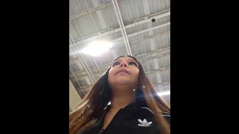 Media: alyshanon18 Stripchat 2024-11-03 01:01:00