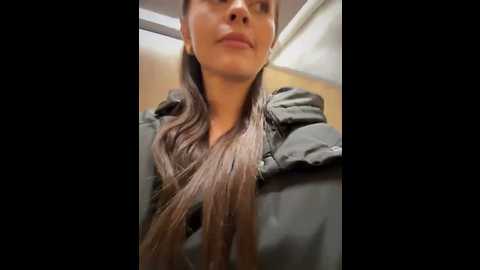 Media: angelinateller Stripchat 2024-11-03 04:30:00