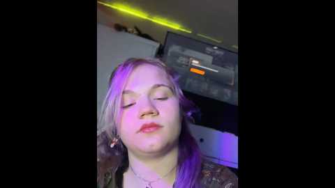 Media: cutiepiespanks Stripchat 2024-11-03 22:40:00
