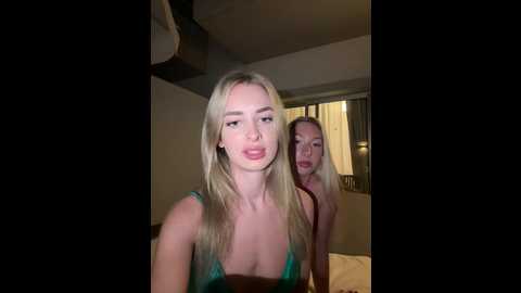 Media: evieevans Stripchat 2024-11-03 16:18:00