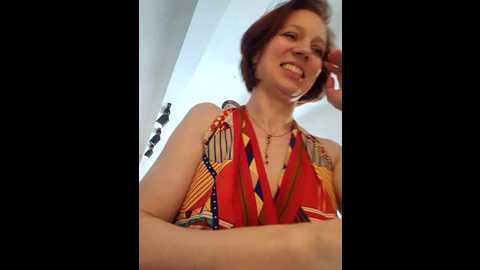 Media: exhibitionsplit Stripchat 2024-11-03 10:02:00