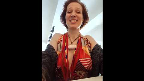 Media: exhibitionsplit Stripchat 2024-11-03 10:45:00