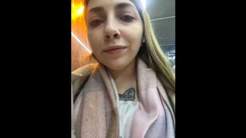 Media: sunny___bunny Stripchat 2024-11-03 15:06:00