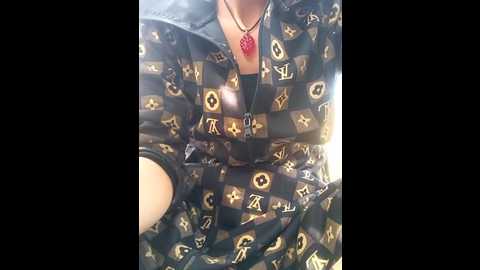 Media: sweet_toy20 Stripchat 2024-11-03 04:15:00