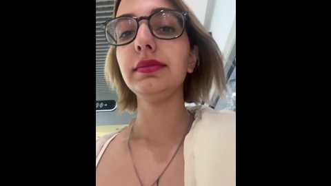 Media: yekaterinas Stripchat 2024-11-03 14:36:00