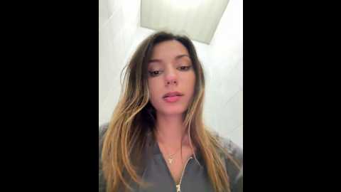 Media: _miaqueen_ Stripchat 2024-11-04 01:48:00