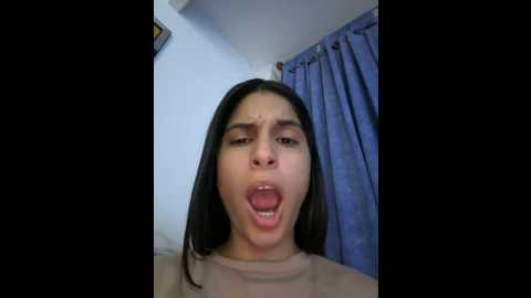 Media: charlotte_stevenss_ Stripchat 2024-11-04 01:17:00