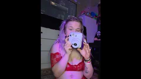 Media: cutiepiespanks Stripchat 2024-11-04 00:53:00