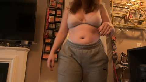 Media: gingersnap33 Stripchat 2024-11-04 19:29:00