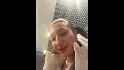 Media: lia__love Stripchat 2024-11-04 17:20:00