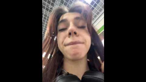 Media: lily__belle Stripchat 2024-11-04 16:33:00