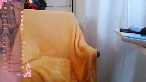 Media: mia_charming Stripchat 2024-11-04 10:10:00