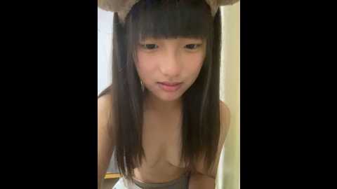 Media: miaomiaomimimi Stripchat 2024-11-04 08:39:00