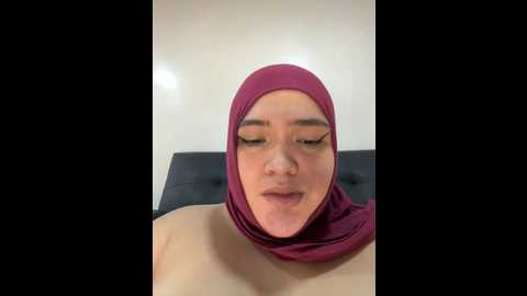 Media: sweetmuslim01 Stripchat 2024-11-04 00:18:00