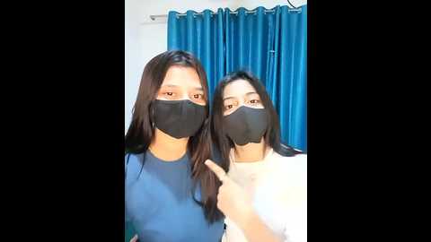Media: tannu_tanya Stripchat 2024-11-04 16:28:00