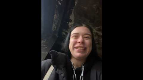 Media: alisaqueenofthorns Stripchat 2024-11-05 06:48:00