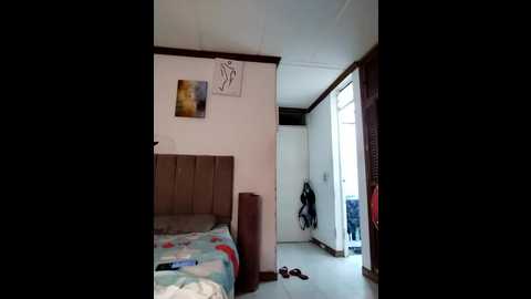 Media: keilymadam Stripchat 2024-11-05 00:35:00