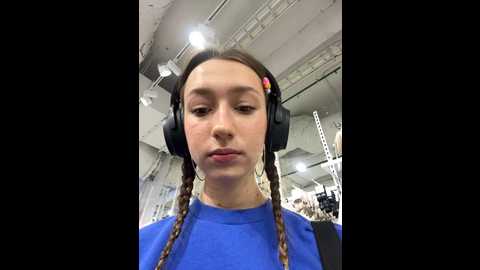 Media: lia__love Stripchat 2024-11-05 13:06:00