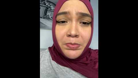 Media: sweetmuslim01 Stripchat 2024-11-05 06:04:00