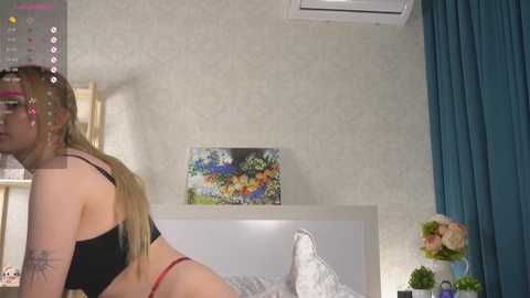 Media: twinky_pinky Stripchat 2024-11-05 08:22:00