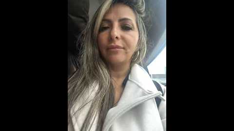 Media: _abril_office1 Stripchat 2024-11-06 18:50:00