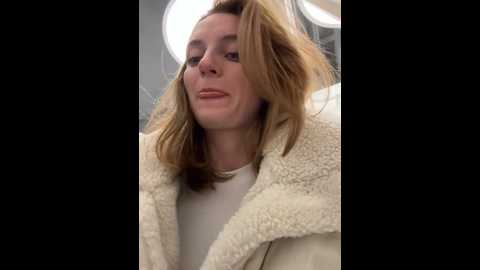 Media: _angelari_ Stripchat 2024-11-06 10:28:00