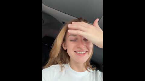 Media: _angelari_ Stripchat 2024-11-06 11:48:00