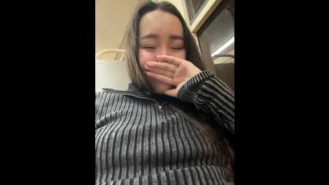 Media: asian_asami Stripchat 2024-11-06 17:30:00