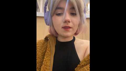 Media: baby__naughty Stripchat 2024-11-06 14:20:00
