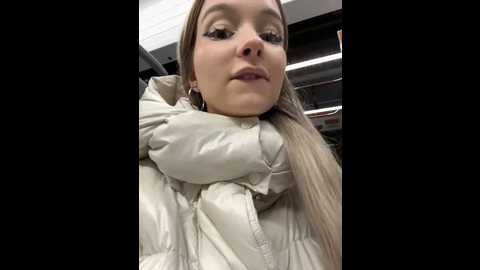 Media: baby_tiny Stripchat 2024-11-06 16:37:00