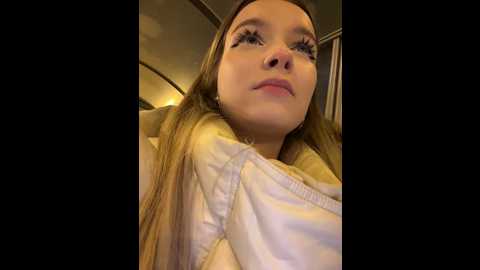 Media: baby_tiny Stripchat 2024-11-06 17:09:00