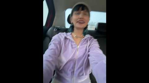 Media: bigbabykiki Stripchat 2024-11-06 07:40:00