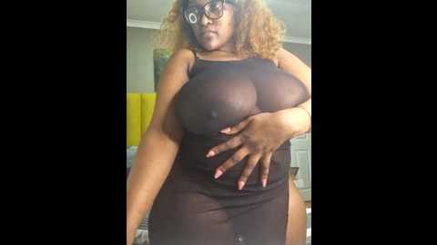 Media: bustygoddess32 Stripchat 2024-11-06 00:27:00