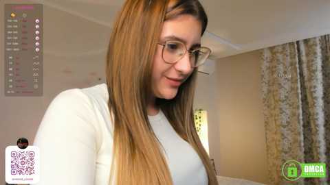Media: catherinegil Stripchat 2024-11-06 04:04:00