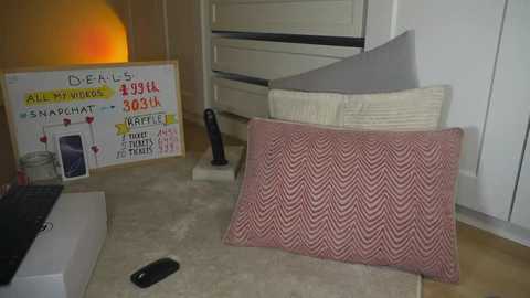 Media: hotbella_ Stripchat 2024-11-06 16:23:00
