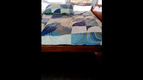 Media: indian_desi_wife Stripchat 2024-11-06 05:52:00