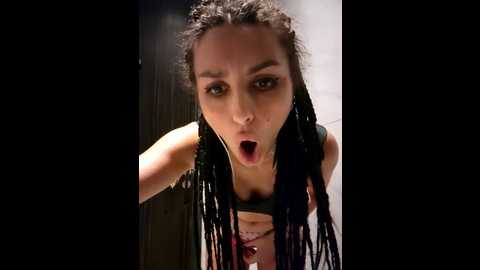 Media: izabella_bella Stripchat 2024-11-06 07:09:00